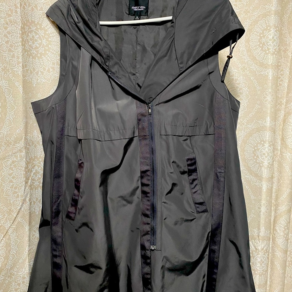 Vera Wang sleeveless spring vest with hood.